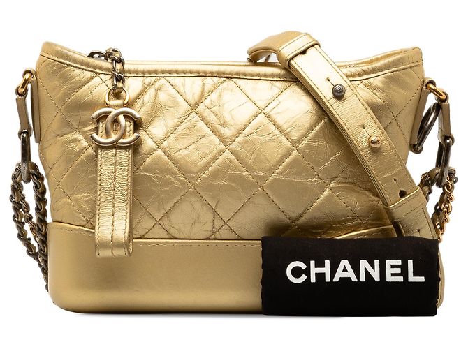 Chanel Gabrielle Crossbody in agnello metallizzato oro Small D'oro - vista 16
