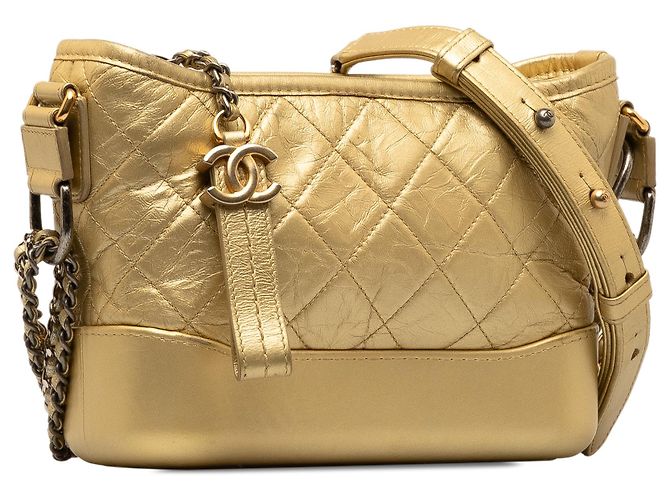 Chanel Gabrielle Crossbody in agnello metallizzato oro Small D'oro - vista 2