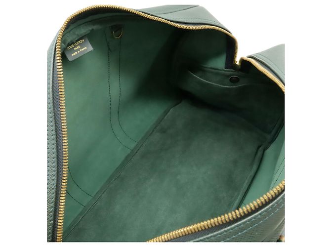 Borsa Boston Louis Vuitton Taiga Kendall PM Verde - vista 7