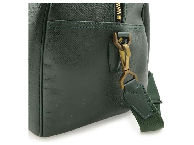 Borsa Boston Louis Vuitton Taiga Kendall PM Verde - vista 8