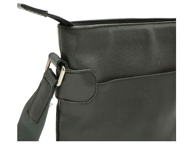 Borsa a Spalla Louis Vuitton Taiga Sasha Nero Grigio - vista 5