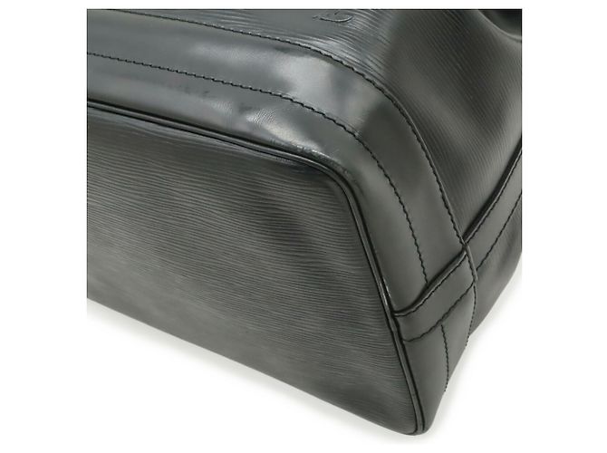Borsa a Spalla Louis Vuitton Epi Noe Nero - vista 4