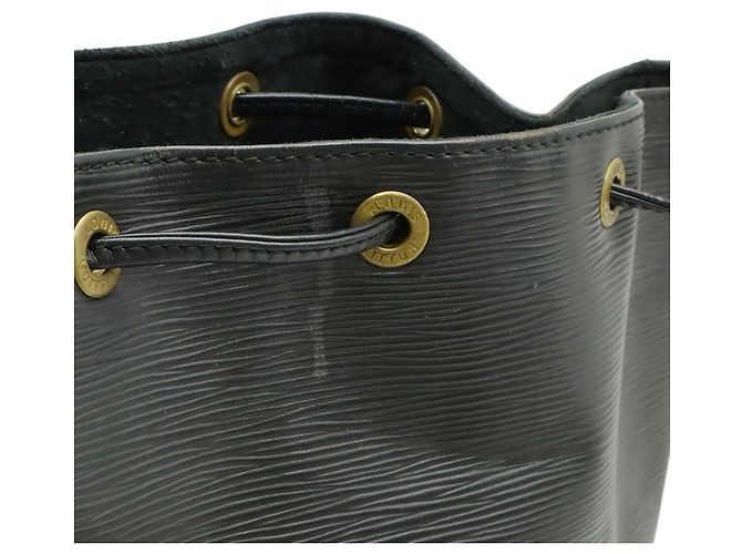Noe Noé Epi Schultertasche von Louis Vuitton Schwarz - Ansicht 10