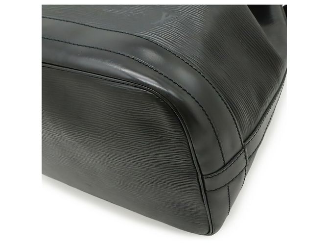 Noe Noé Epi Schultertasche von Louis Vuitton Schwarz - Ansicht 4