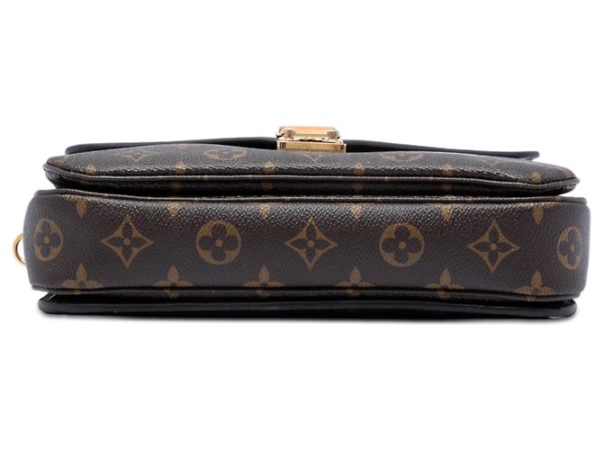 Louis Vuitton Pochette Metis Monogram Marrón Castaño - vista 3