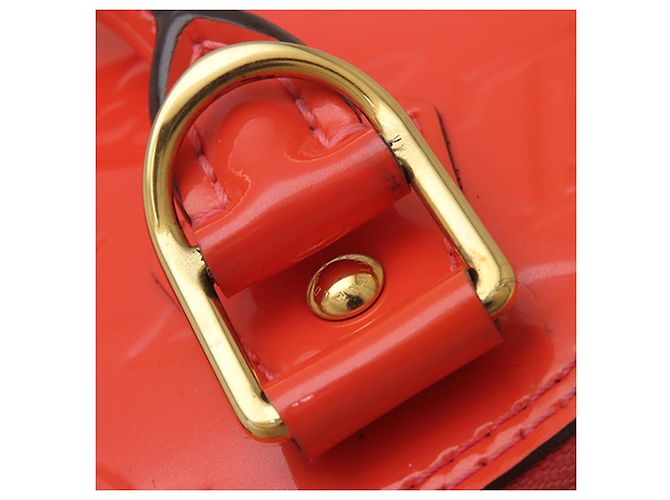 Louis Vuitton Alma BB in Monogram Vernis rosa - vista 18
