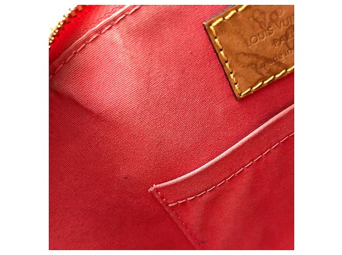 Louis Vuitton Alma BB in Monogram Vernis rosa - vista 9