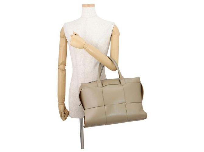 Borsa a mano in pelle Arco Bottega Veneta Grigio - vista 4