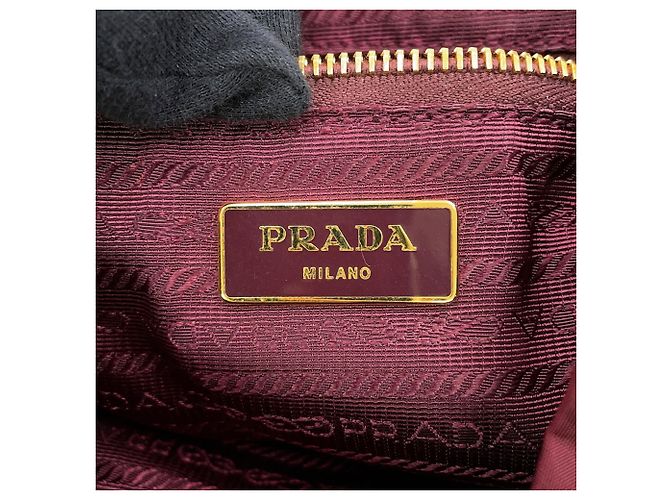 Saffiano Mochila Prada Triangle en Bordeaux Burdeos - vista 15