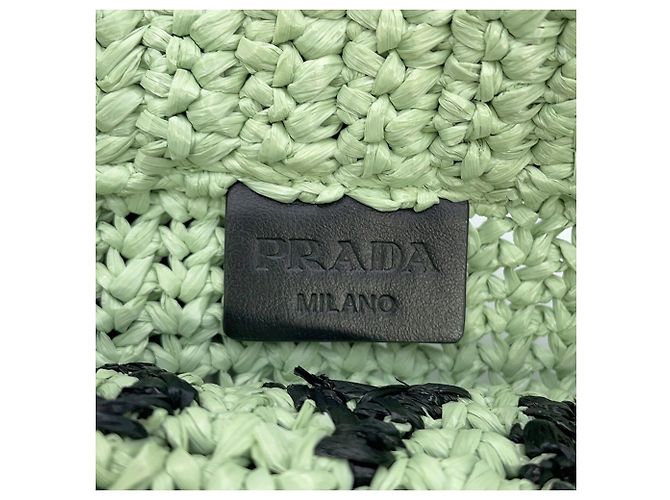 Prada Crochet Tote Bag aus grüner Raffia - Ansicht 10