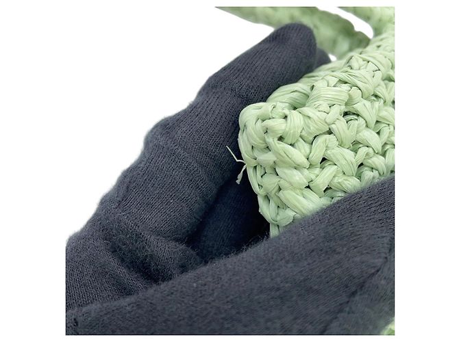 Prada Crochet Tote Bag aus grüner Raffia - Ansicht 7