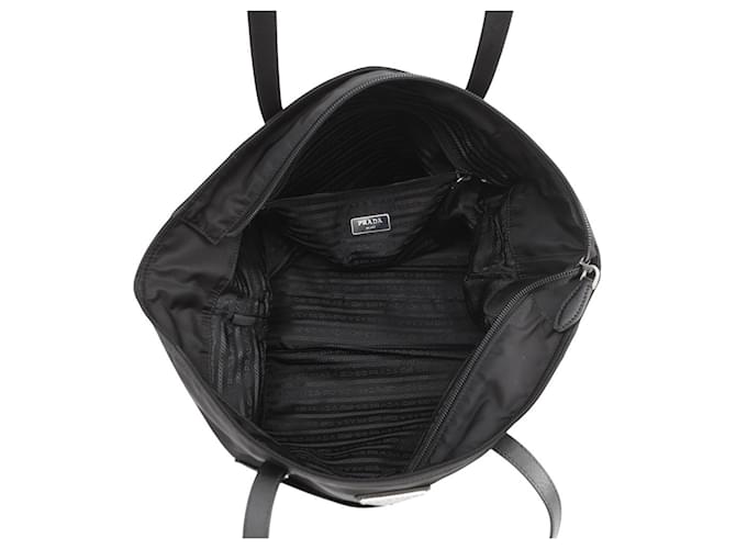 Borsa Tote Prada Saffiano Triangle Nero - vista 5
