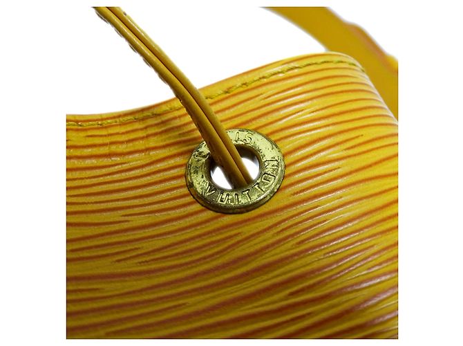 Noe Borsa Louis Vuitton Petit Noé in pelle Epi Giallo - vista 13