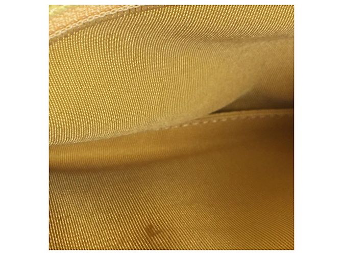 Chanel Yellow Medium Canvas 19 Flap Giallo - vista 6