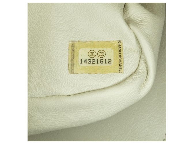 Chanel White Jumbo Classic Caviar Double Flap Bianco Crudo - vista 7