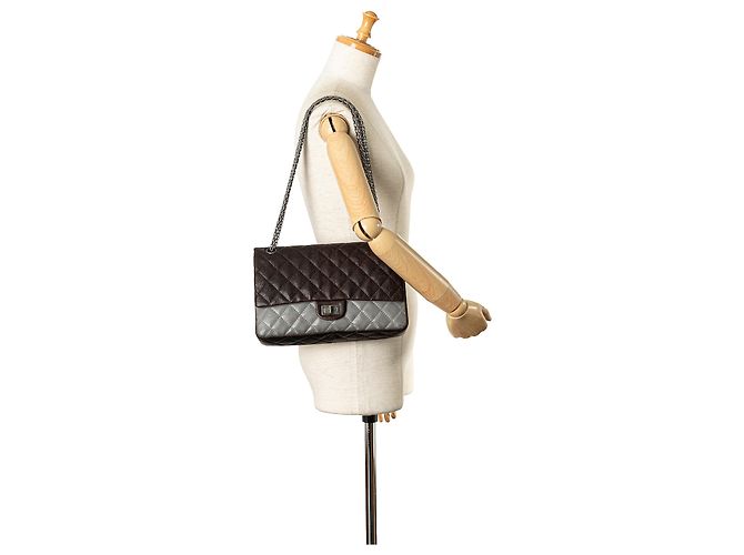 Chanel Marrone Caviar e Pelle di Vitello Iridescente Reissue 2.55 Double Flap 226 - vista 10
