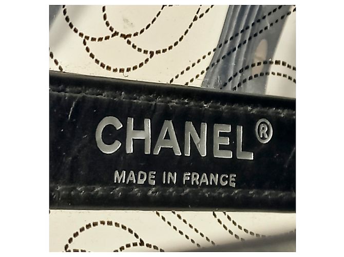 Chanel Bucket in pelle di vitello stropicciata nera e PVC Camellia Nero - vista 6