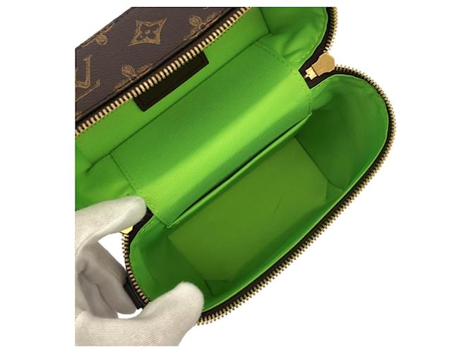 Borsa Louis Vuitton Monogram Vertical Box Trunk Marrone - vista 8