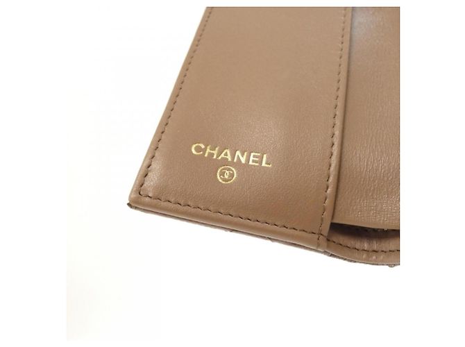 Cartera Chanel AP5075 Tri-Fold Beige - vista 5