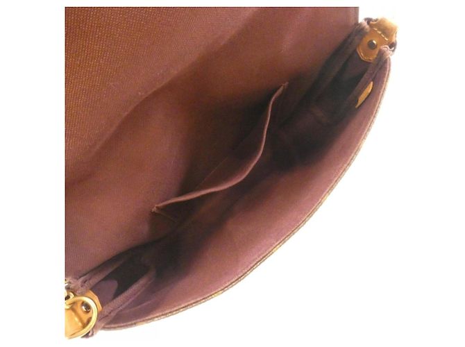Borsa a Spalla Louis Vuitton Monogram Favorite MM Marrone - vista 8
