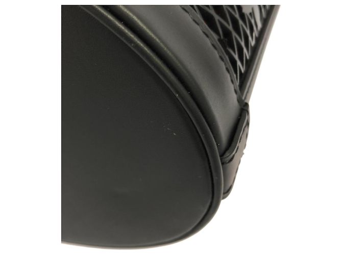 Borsa a Spalla Louis Vuitton Monogram Lace Bucket PM Nero - vista 2