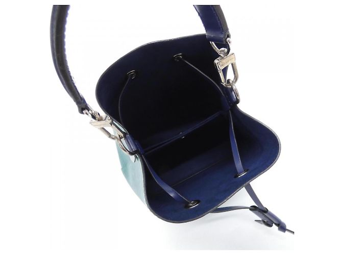 Néonoé Borsa a Spalla Louis Vuitton Epi Neo Noe BB Verde Verde chiaro Blu scuro - vista 6