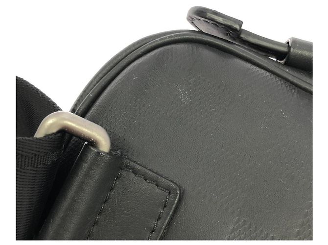 Portafoglio Louis Vuitton LV Aerogram Pilot Nero - vista 6