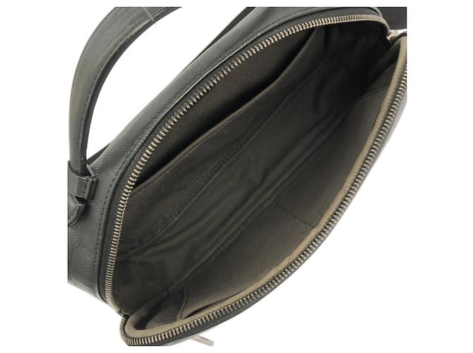Portafoglio Louis Vuitton LV Aerogram Pilot Nero - vista 9