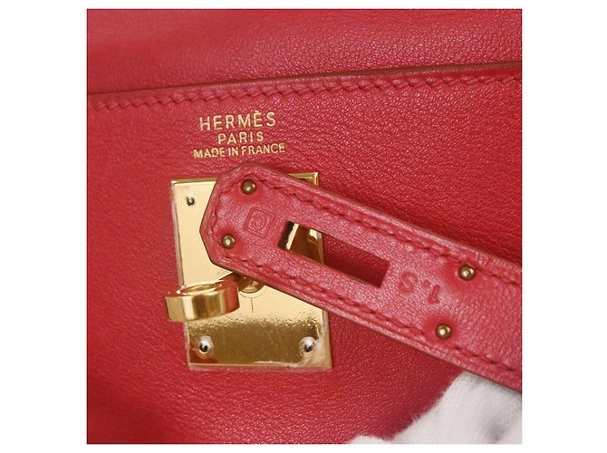 Hermès Kelly Red Swift mit Gold Hardware 32 Rot - Ansicht 4
