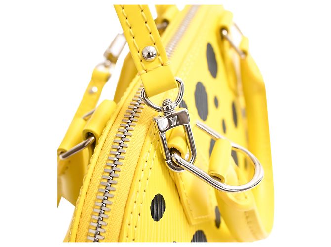 Borsa Louis Vuitton x Yayoi Kusama Alma BB in pelle Epi gialla Giallo Cammello - vista 10