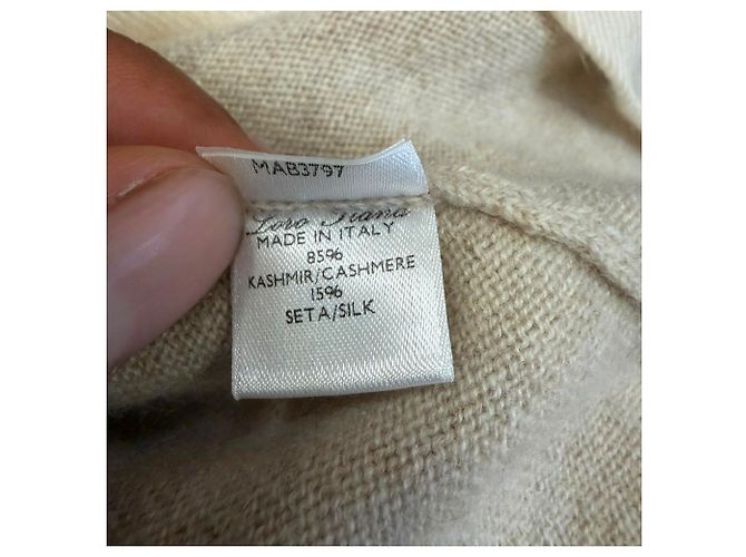 Loro Piana Cardigan mit Taillierung aus beigem Kaschmir - Ansicht 7