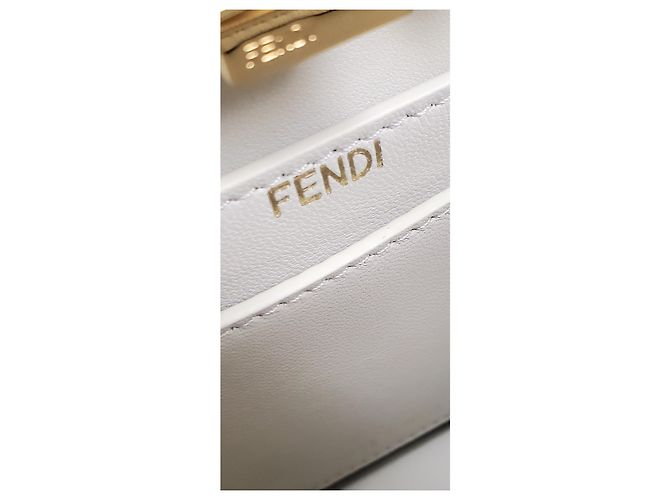 Fendi Petite Peekaboo I See U Handtasche aus grauem Lammleder - Ansicht 26