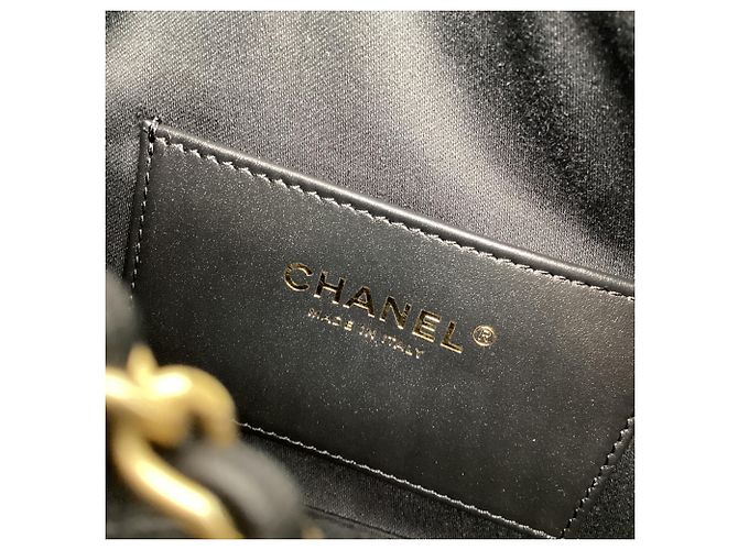 Timeless Mini Chanel 25 in pelle caviar trapuntata nera D'oro Metallico - vista 9