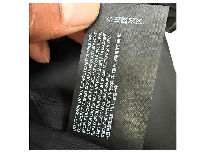 Theory Single-Breasted Blazer in Navy Blue Wool - view 5