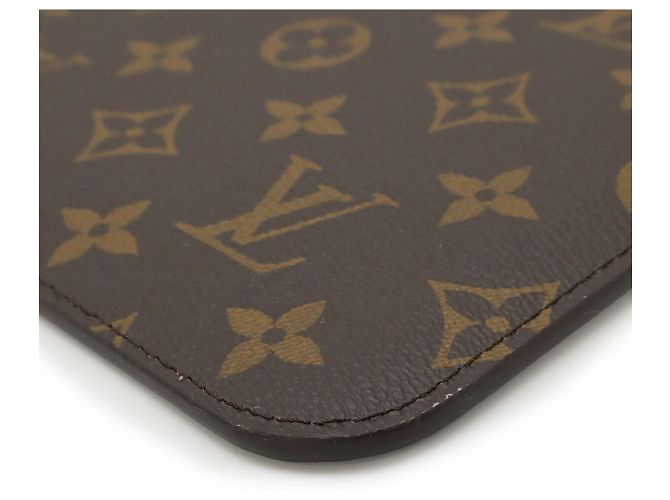 Pochette Louis Vuitton Neverfull Monogram Roja - vista 3