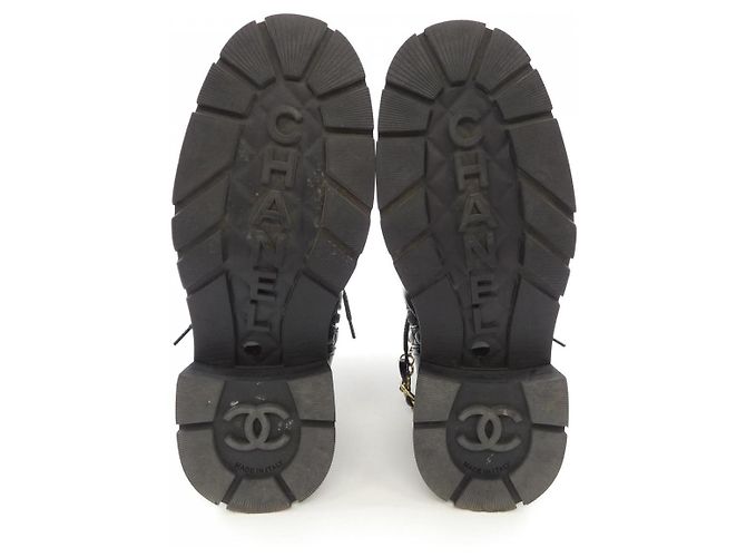 Timeless Stivali in pelle di vitello lucida Chanel Nero - vista 4