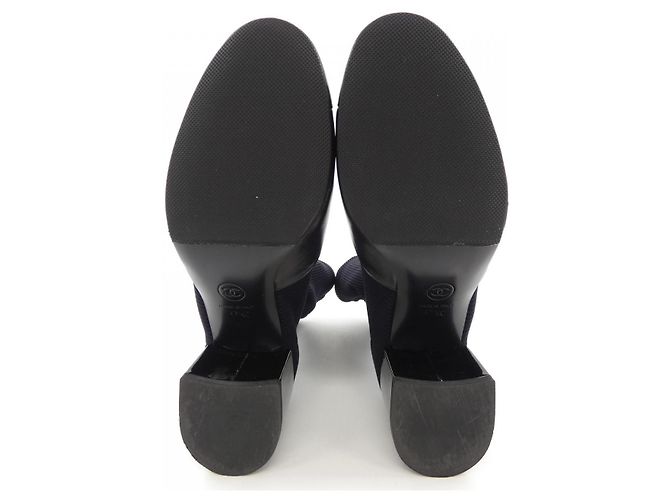 Timeless Chanel Lederstiefel Schwarz - Ansicht 4