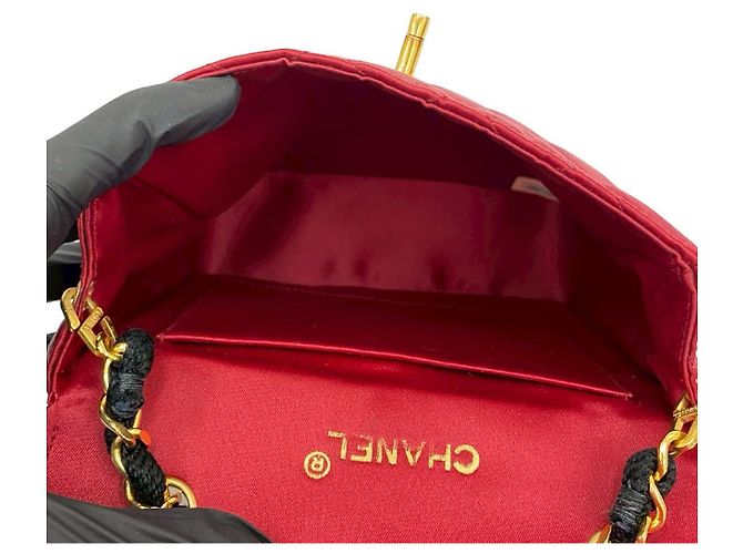 Timeless Borsa a tracolla Chanel Matelasse Satin Nero Rosso - vista 10