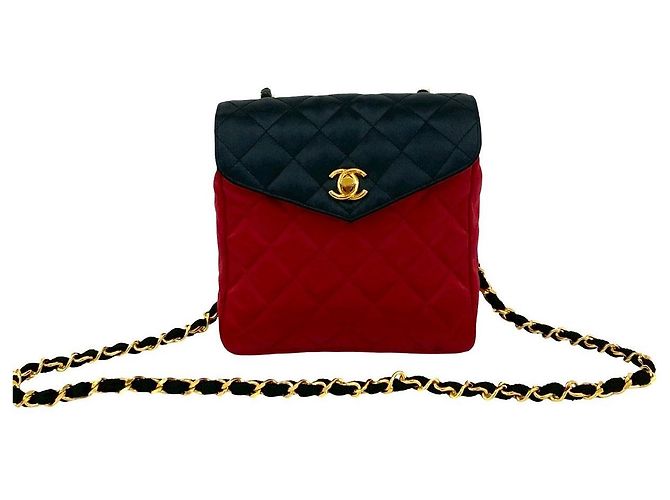 Timeless Borsa a tracolla Chanel Matelasse Satin Nero Rosso - vista 2