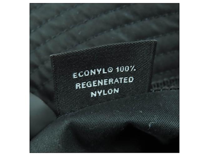 Prada Re-Nylon Cap mit Dreieckslogo Schwarz - Ansicht 12