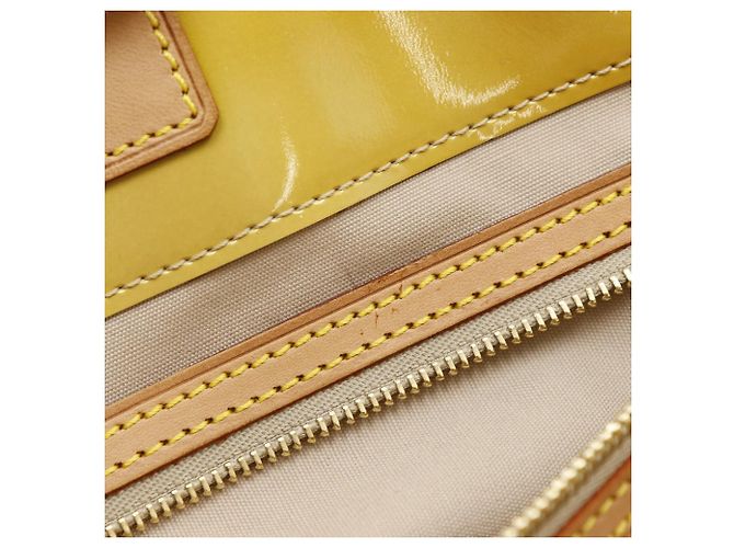 Borsa 2way Louis Vuitton Reade GM Monogram Vernis Beige - vista 9