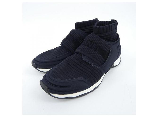 Timeless Sneakers Chanel Nero - vista 3