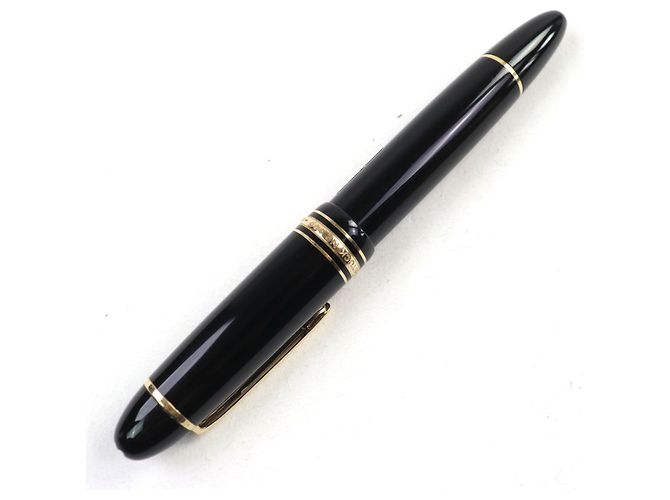 Pluma Estilográfica Montblanc Meisterstück Au750 Negro - vista 2