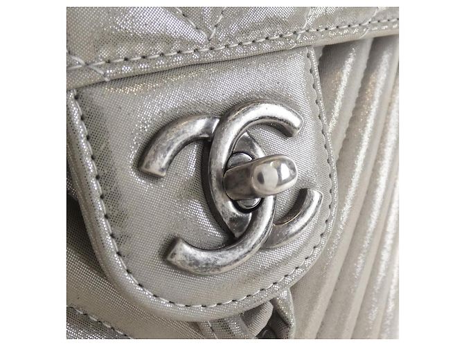 Timeless Chanel Metallic-Kalbsleder-Rucksack Silber - Ansicht 4