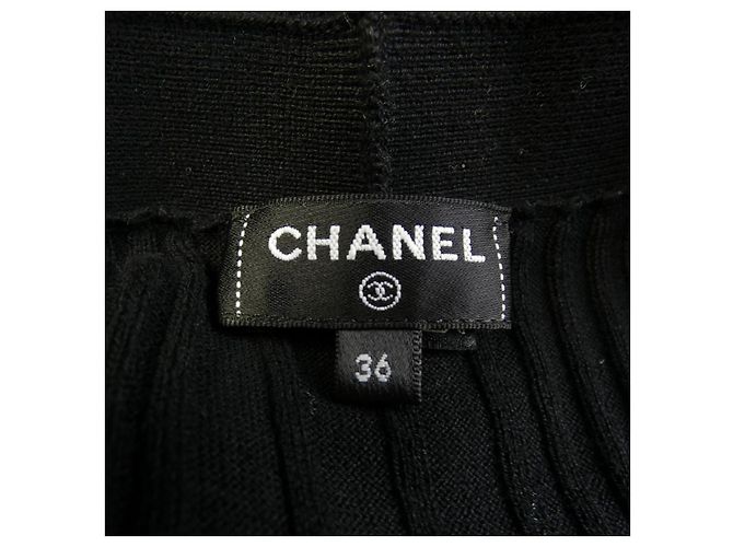 Timeless Chanel P79174K11413 Long Cardigan Negro - vista 5