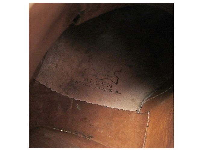Autre Marque Botas Chukka Alden em couro Cordovan Marrom - vista 8