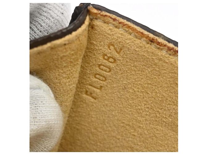 Louis Vuitton Florentine Waist Monogram Canvas medium Marrone - vista 5