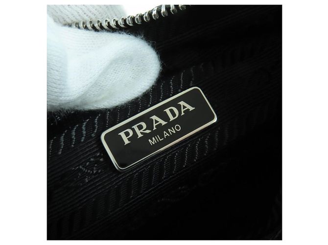 Prada Re-Edition Schultertasche Schwarz - Ansicht 13
