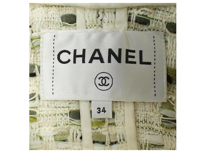 Timeless Chaqueta sin cuello Chanel P57979V43981 Beige - vista 4