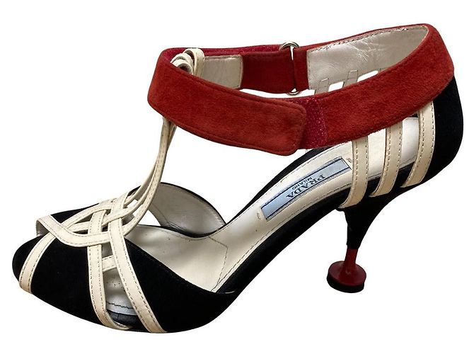 Prada Ledersandaletten mit Absatz Schwarz Rot Aus weiß - Ansicht 3